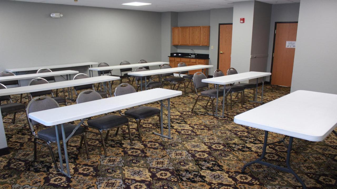 Holiday Inn Express & Suites Wilson-Downtown By Ihg Buitenkant foto