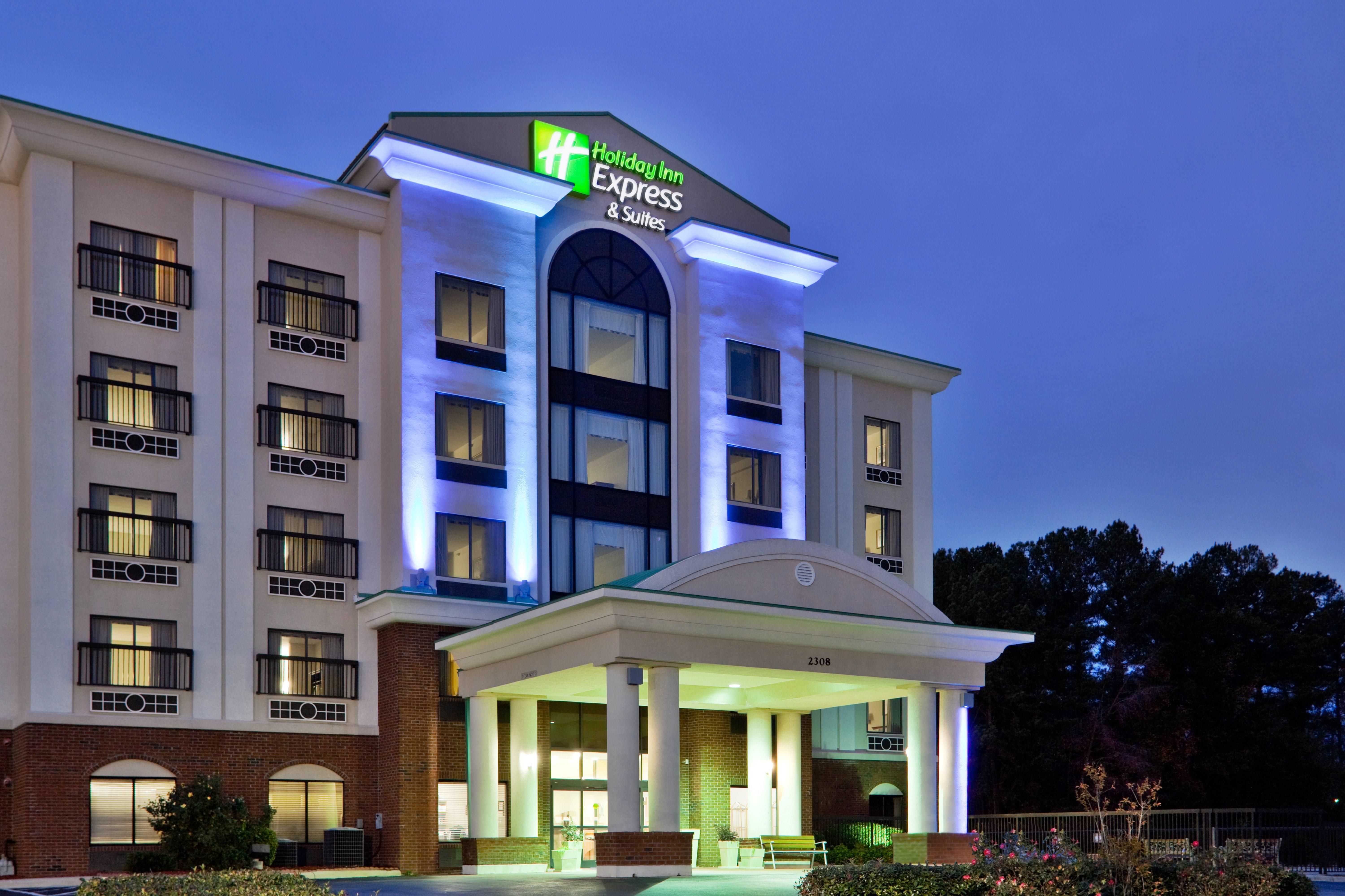 Holiday Inn Express & Suites Wilson-Downtown By Ihg Buitenkant foto