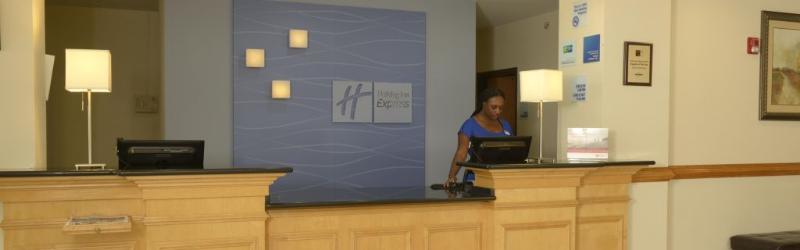 Holiday Inn Express & Suites Wilson-Downtown By Ihg Buitenkant foto